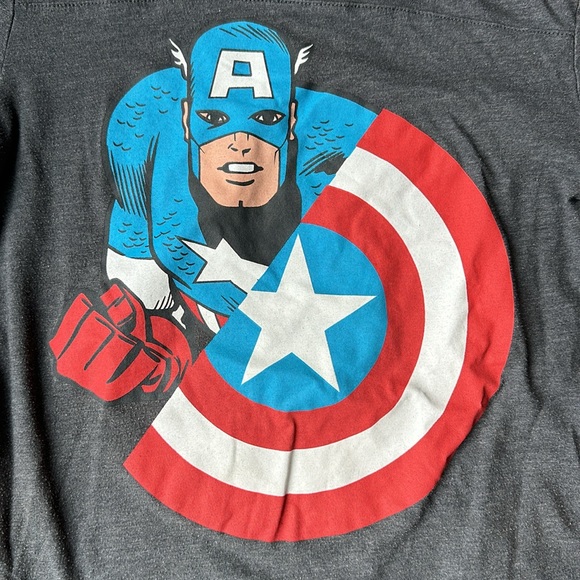 Captain America T-shirt, Size XS - Picture 2 of 7